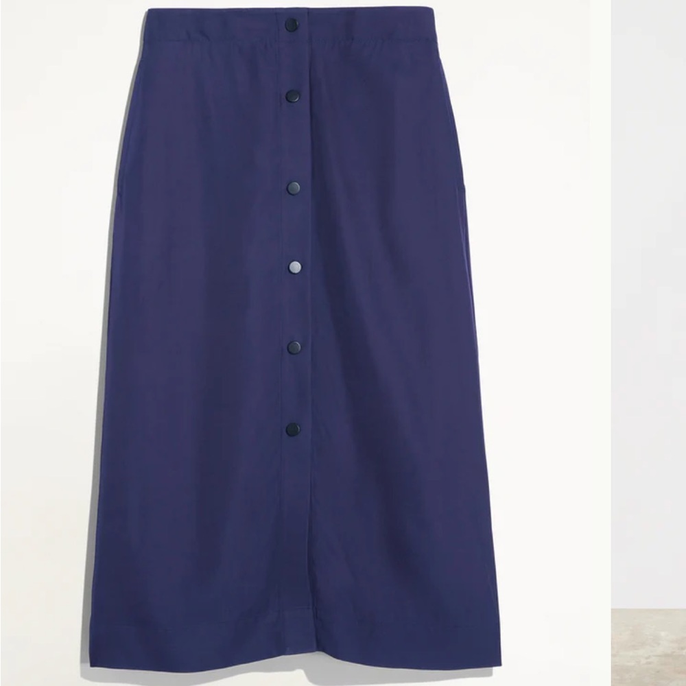 GSTQ Navy Baseline Skirt with snaps